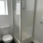 Service 아파트 브래드퍼드