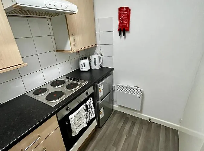 Service * Bradford (West Yorkshire)